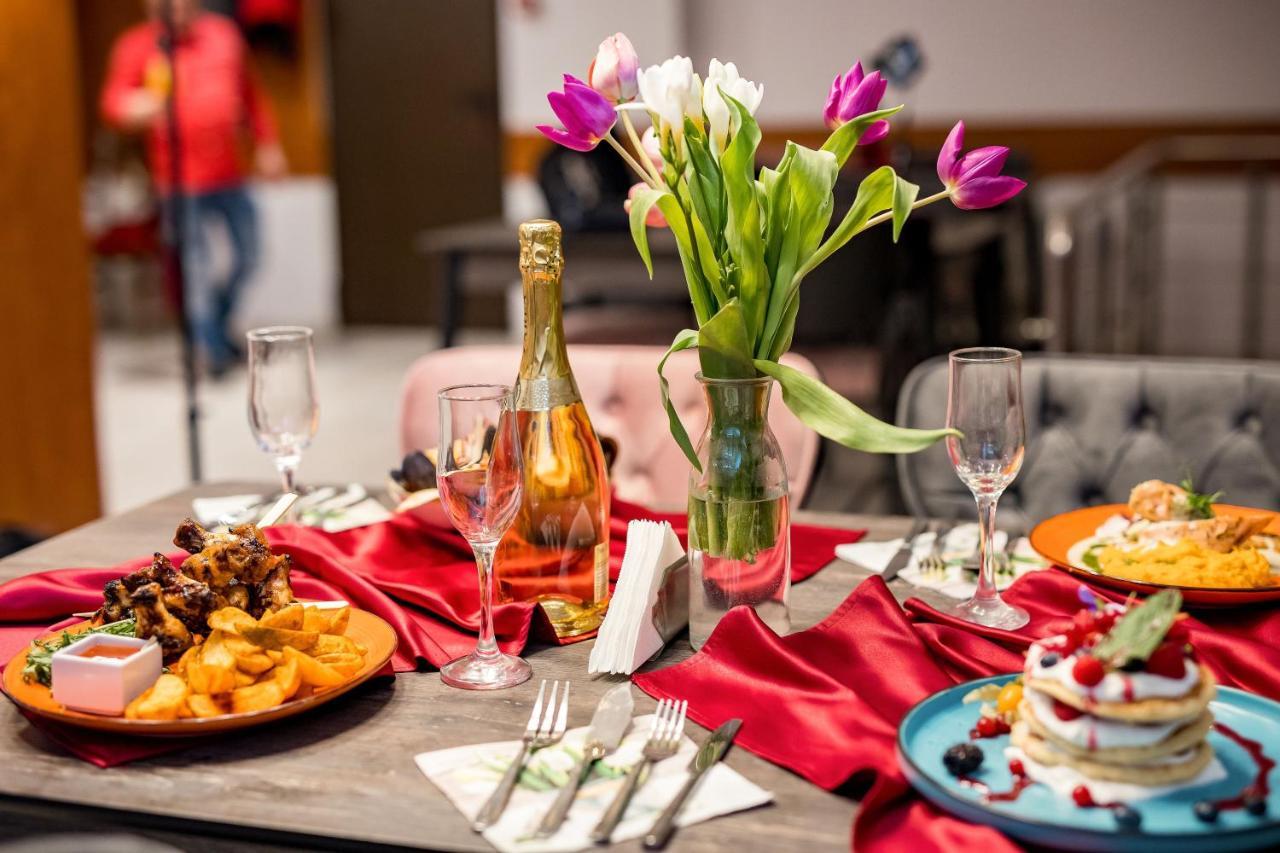 Samaa Hotel Bucharest Luaran gambar